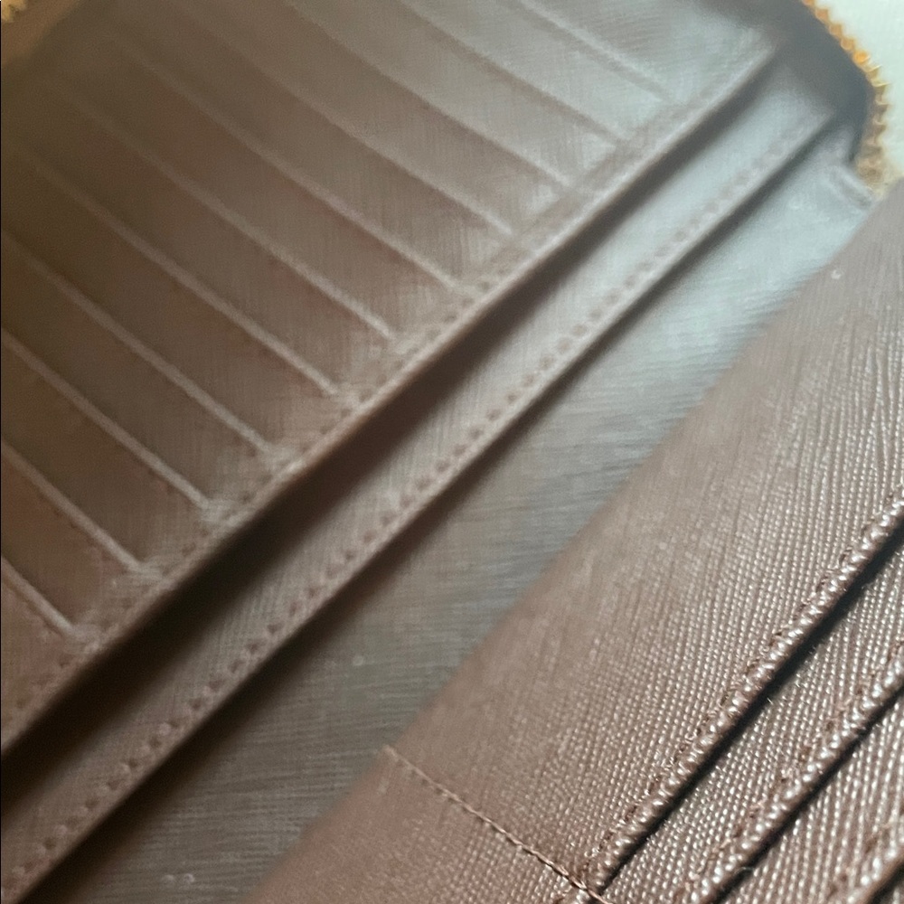 Michael Kors Tan and Beige:/Mocha Logo Wallet - Picture 13 of 14
